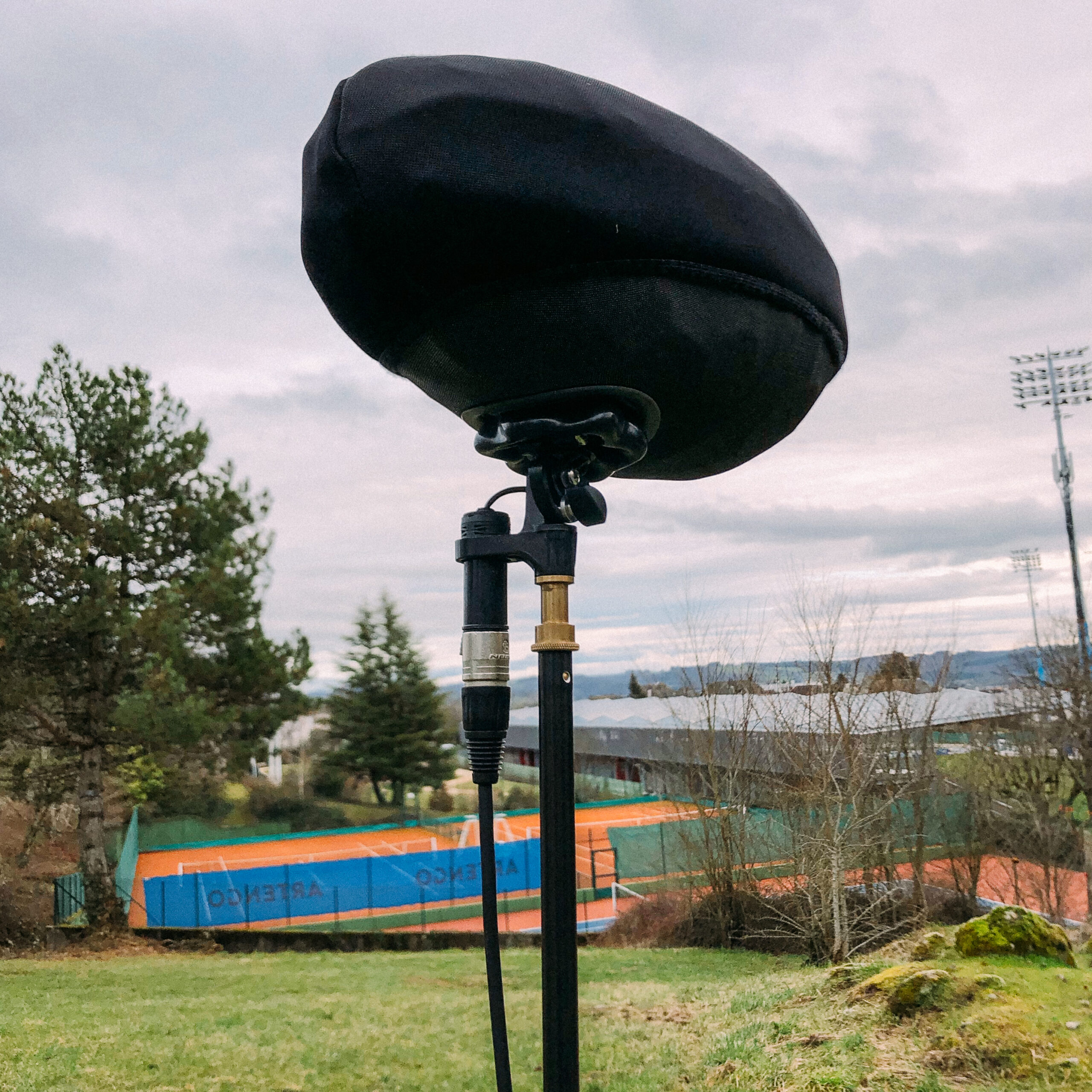 Surround rigs in a city park