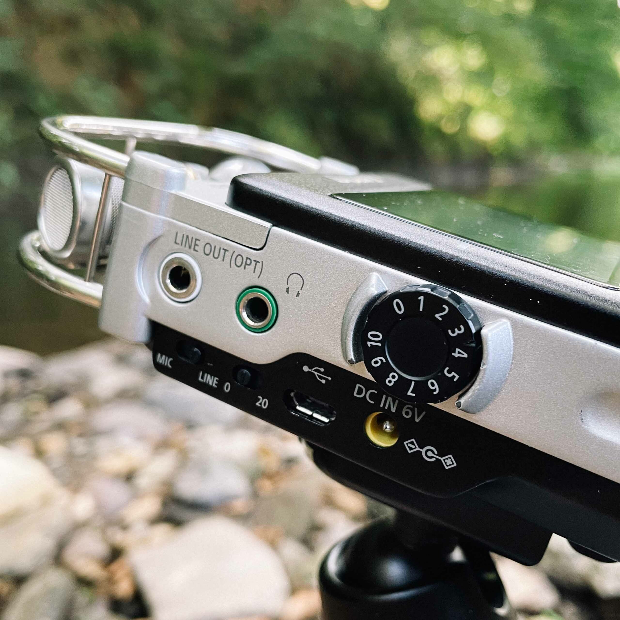 Sony PCM D100 side panel